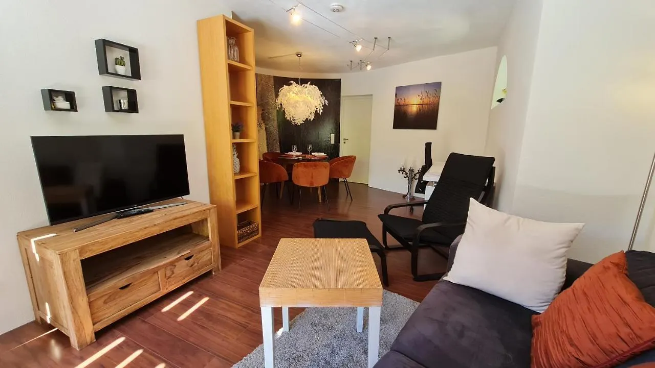 Design Ferienwohnung 2. Reihe Woerthsee Mit Garten Und Grosser Terrasse Inning am Ammersee