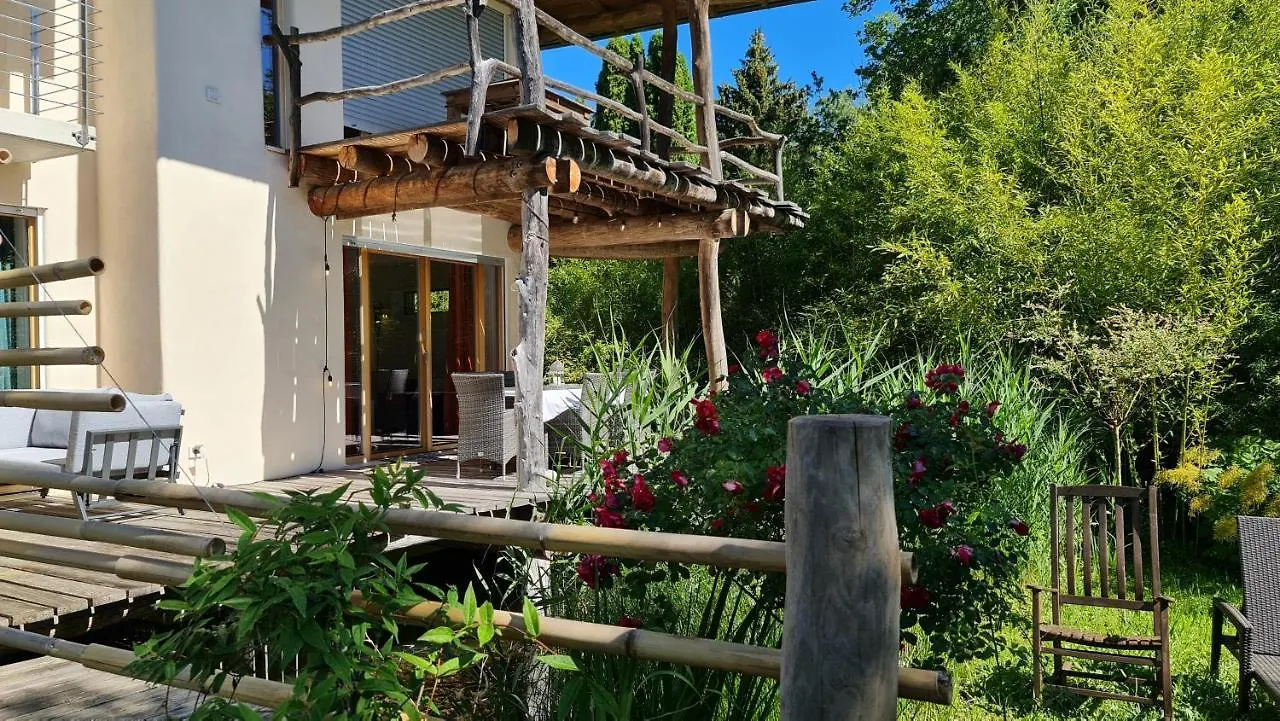 Design Ferienwohnung 2. Reihe Woerthsee Mit Garten Und Grosser Terrasse Inning am Ammersee Apartment